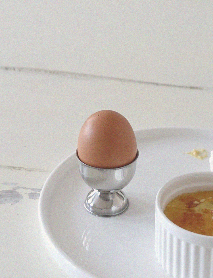 (Century Series) Egg Cup